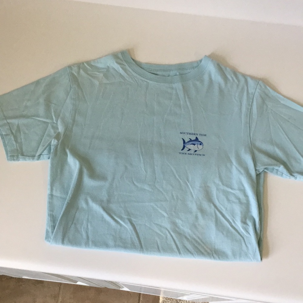Southern tide t shirt